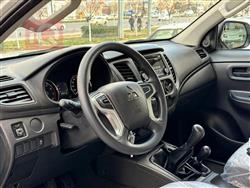 میتسوبیشی L200